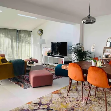 Spacieuse Maison Moderne Proche Paris Apartment Bondy